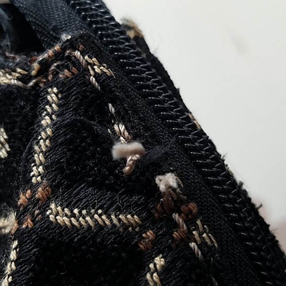 Fossil Leather and Cloth Purse - Picture 4 of 8